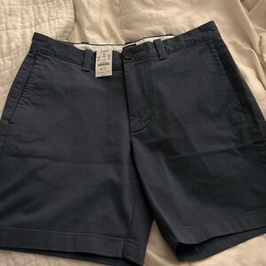 J.Crew 32” short 7” inseam